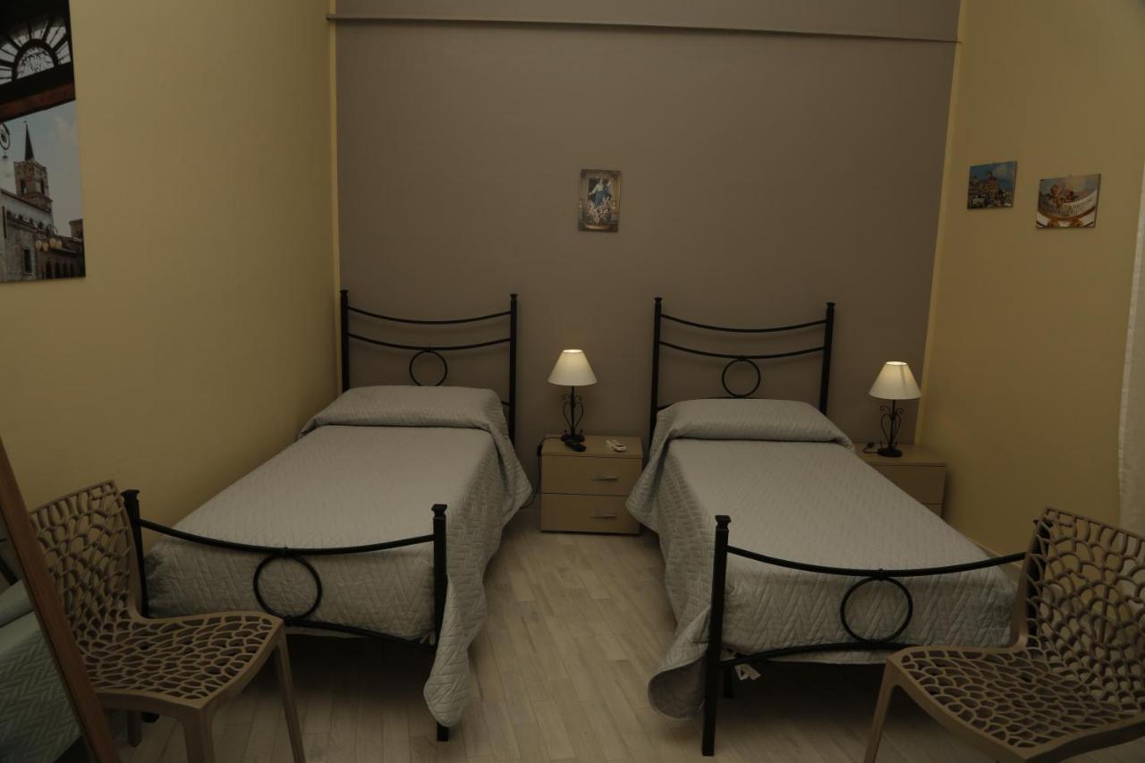 B&B Al Centro Nicosia Eksteriør billede